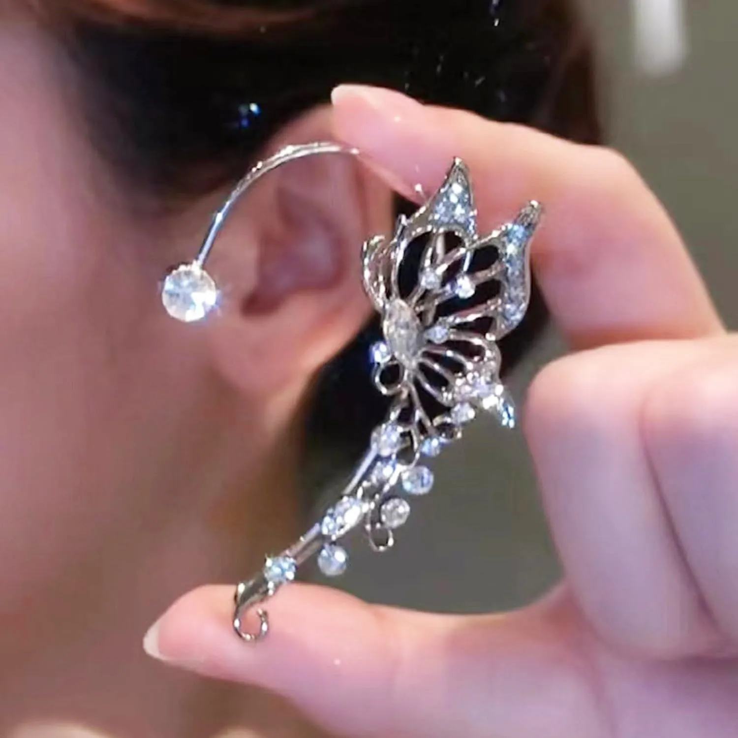 2Pcs Sparkly Rhinestone Butterfly Ear Cuffs - Fairy Crystal Ear Cuffs, Climber Cuff Wrap Around Earrings - Non-Piercing Ear Clip Fake Earrings in Gold and Silver for Women