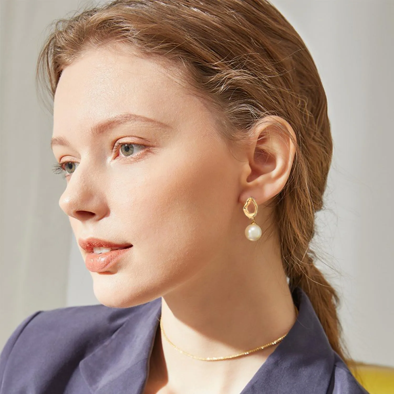 Chunky Pearl Earrings for Women Baroque Pearl Earrings Gold Pearl Dangle Drop Earrings Pearl Statement Earrings for Women Wedding Bridal Pearl Earrings