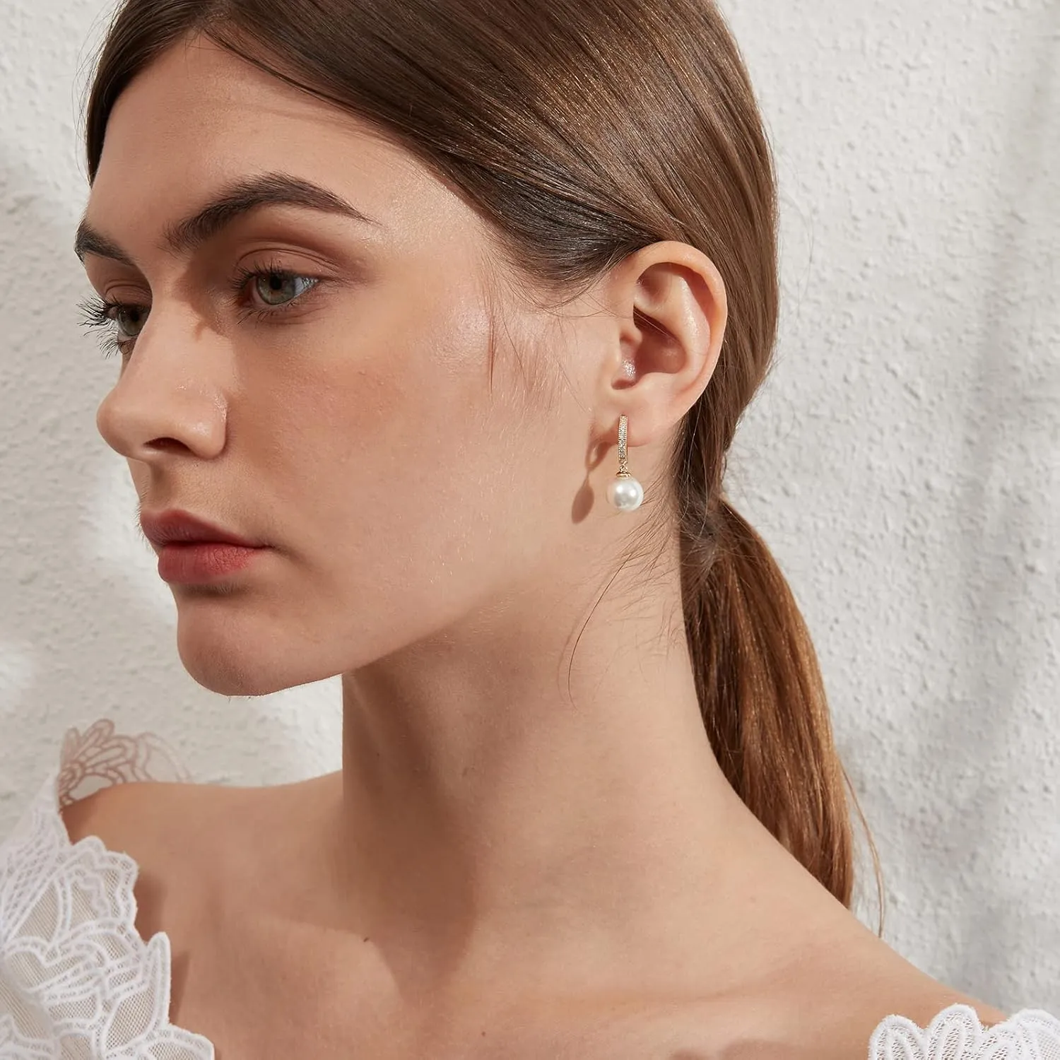 Jiamiaoi Pearl Diamond Earrings for Women Dangle Drop Earrings 925 Sterling Silver Pearl Lever Back Drop Earrings Pearl Silver Earrings for Women Come with Gift Box