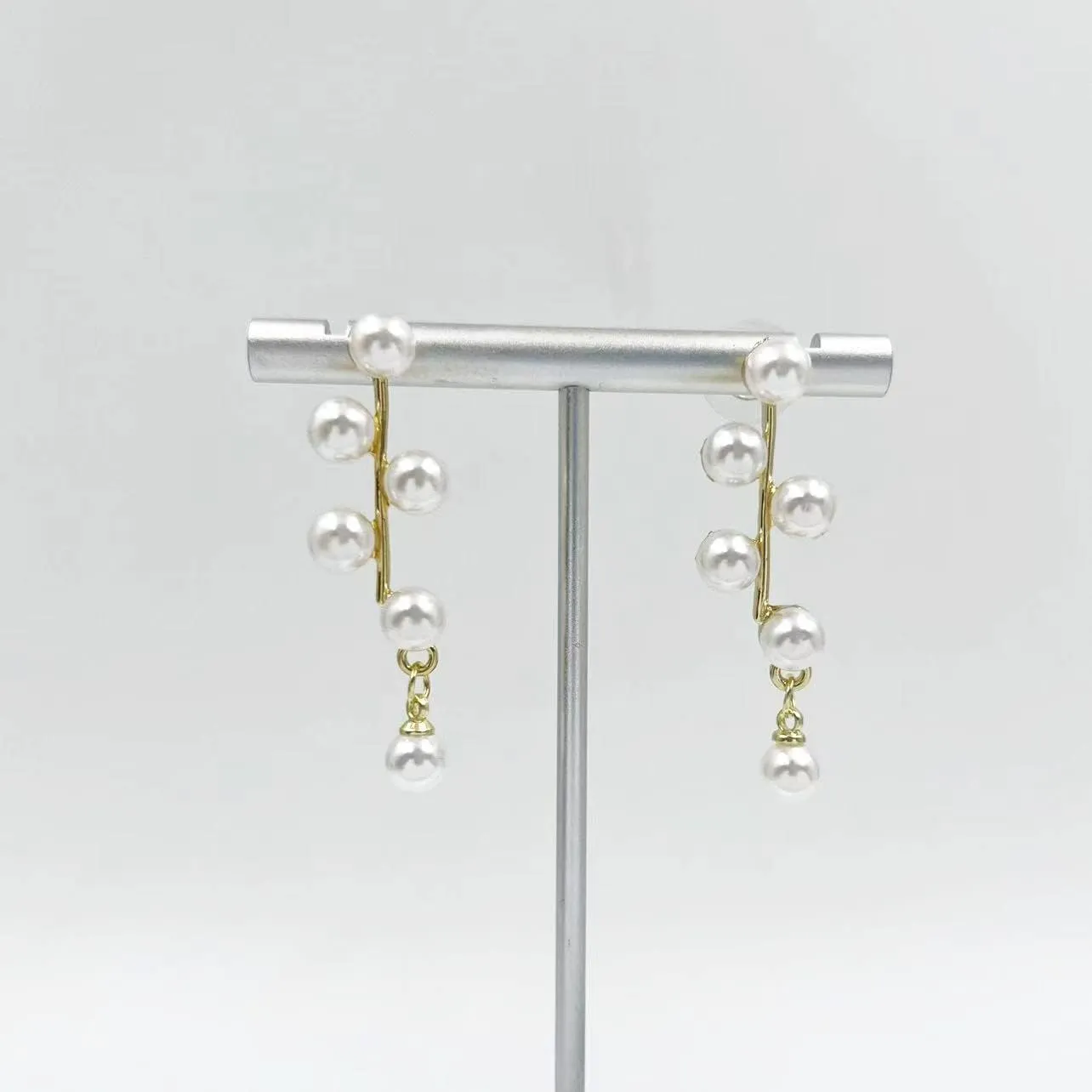 Long Pearl Drop Dangle Earrings for Women - Hoop Stud Boho Chandelier Chain Earrings for Bridal Jewelry