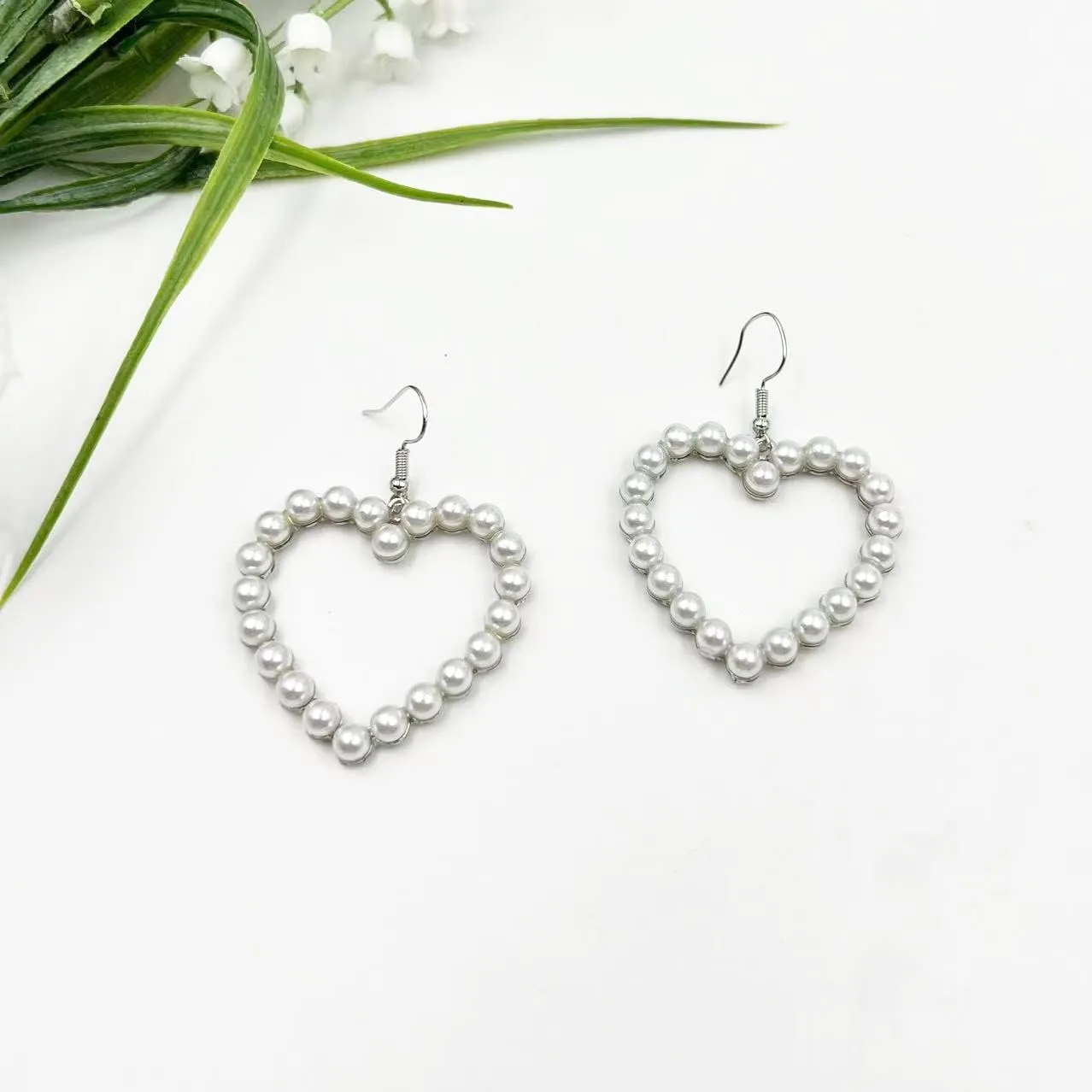 Long Pearl Drop Dangle Earrings for Women - Hoop Stud Boho Chandelier Chain Earrings for Bridal Jewelry