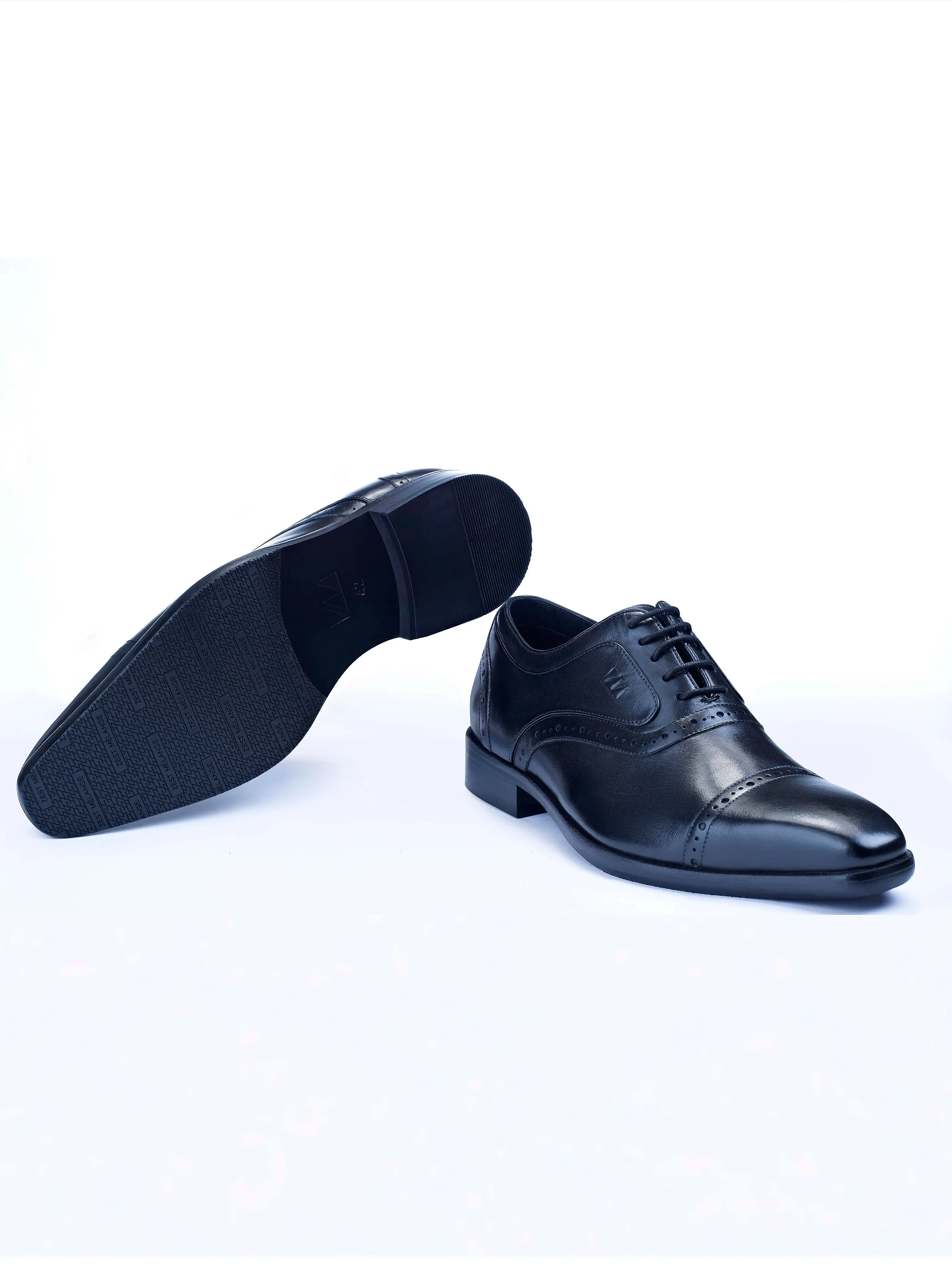 Oxford Lace-Up Shoes With Broguing