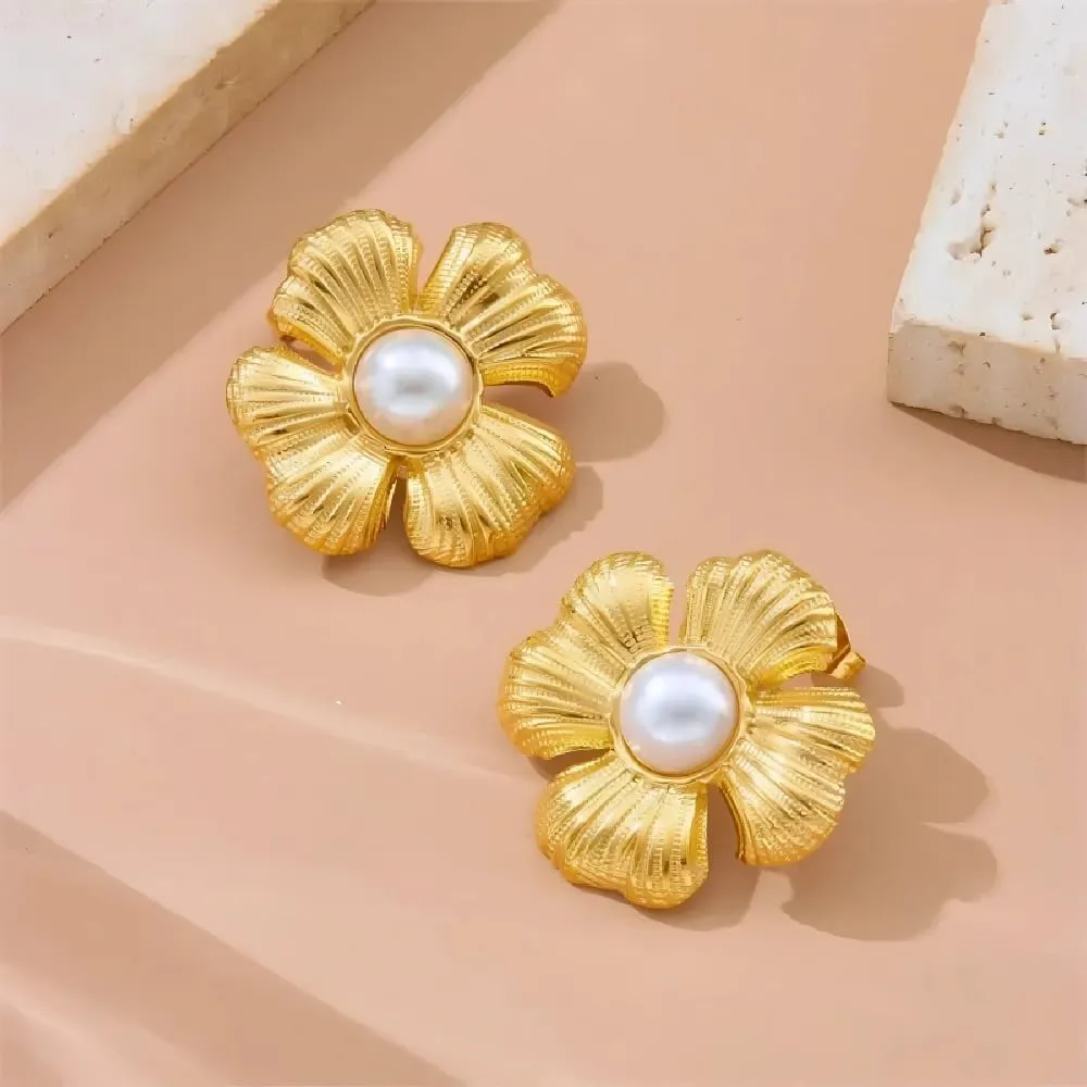 Pearl earrings for women 316L Stainless Steel Minimalist Embedding Pearls Petal Earrings Womens Popular Ear Jewelry Lady Party Gif-T12