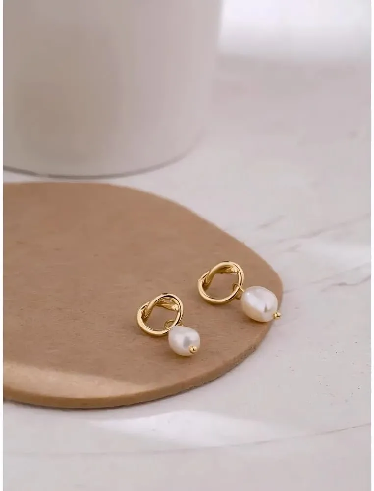 Pearl earrings for women Minimalist Natural Pearls Dangle Earrings Korean Simple Elegant Metal Texture Stylish Jewelry Gift-T46