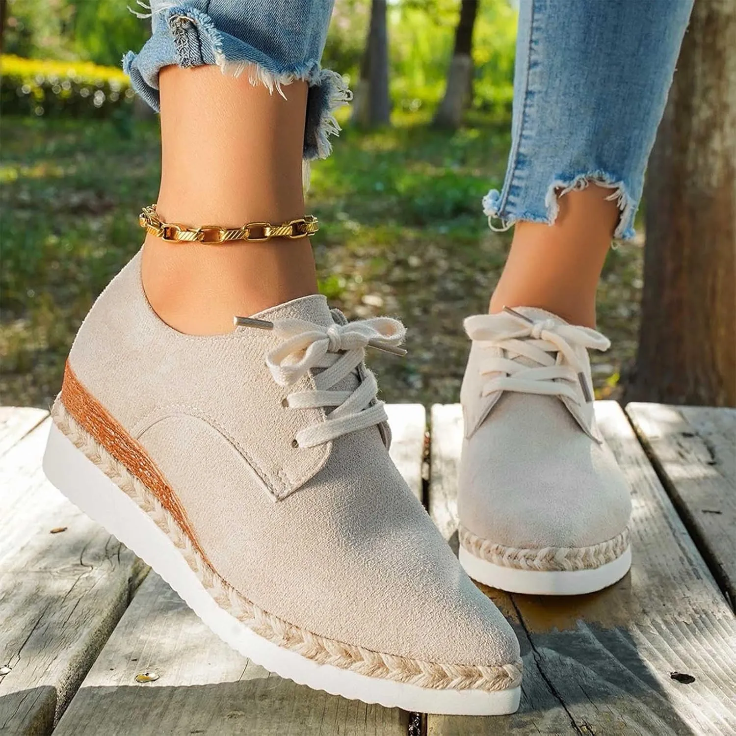 Running Sneakers Womens Comfortable Casual Middle Heels Shoes Lace-up Hinking Shoe Fashion Sports Shoes Solid Shoe