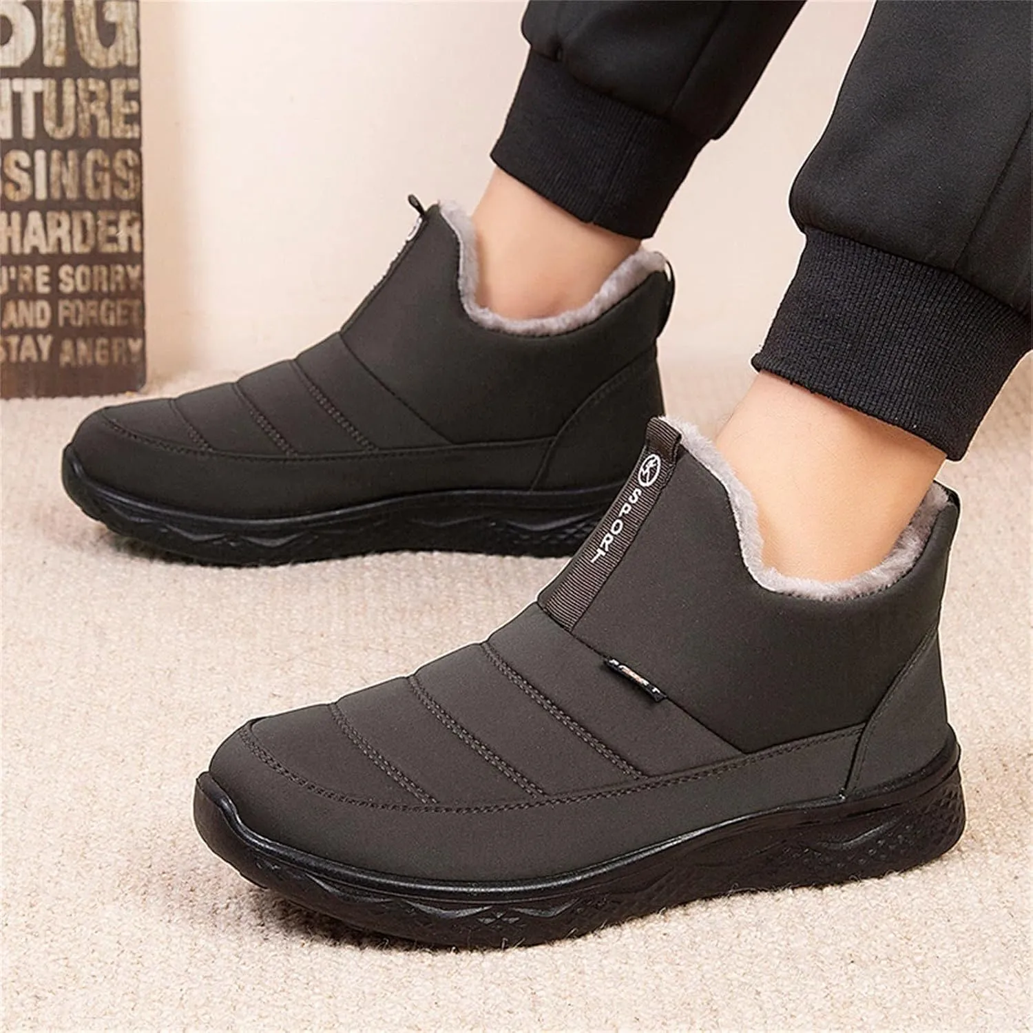 Winter Boots High top Flat bottomed Shoes Velvet Men's And Snow Water Warm Men's boots Hiking Boots Men Size 12, 8.5