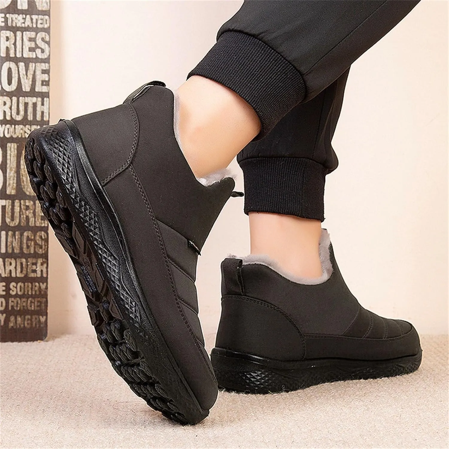 Winter Boots High top Flat bottomed Shoes Velvet Men's And Snow Water Warm Men's boots Hiking Boots Men Size 12, 8.5