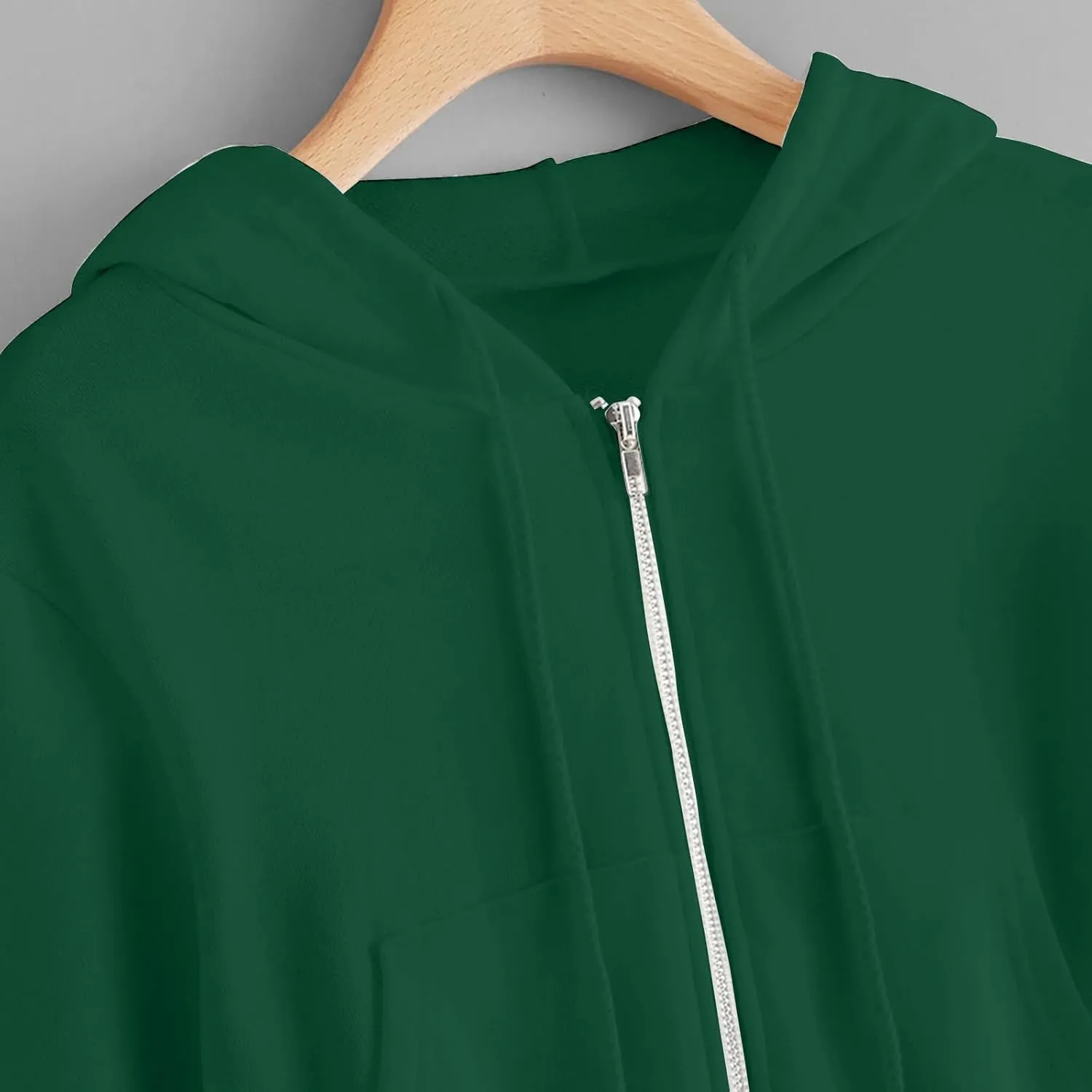 Zip up Hoodie Women Cropped Fashion Sweatshirt Drawstring Hoodies Casual Winter Jackets Long Sleeve Fall Tops 2024